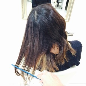 その行為・・・実は【髪を傷めるって知ってました！？】毎日のお手入れの中でしてはいけないこと！コーミング編♪♪@大阪@豊中