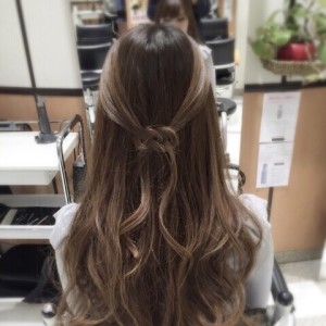 『解説付き！海外ガールのヘアアレンジ【ノットヘアー】』【キューレーション記事】＠大阪＠豊中