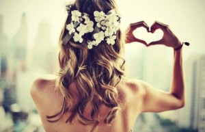 毎日のスタイリングはこれでダメージ知らず♪コテやアイロンで髪の毛が痛まない方法♡