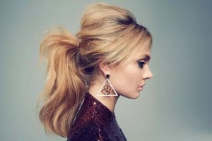 基本とアレンジ教えます。色っぽかわいいby.S世代のポニーテールの作り方【キュレーション記事】