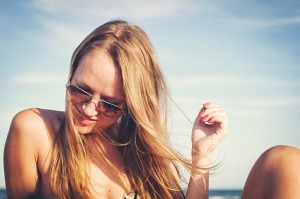 【４ヶ所巻くだけ！?不器用さんでもできる外国人風ウェーブの作り方】キュレーション記事