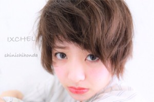 ほんのりピンクで愛され顔に。春メイクの鍵は"桜ハイライト"にあり【キュレーション記事】