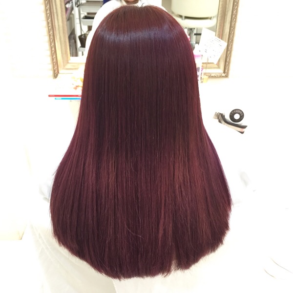 レッドバイオレットの赤紫のダブルカラーでお洒落に まゆこさん の髪 大阪 豊中 美容院 外国人風カラーアッシュカラーが得意な本田晋一のブログ